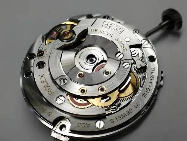 国、劳力士、卡地亚优缺点全解析!四大豪华腕表真相揭秘：欧米茄、万(图2)